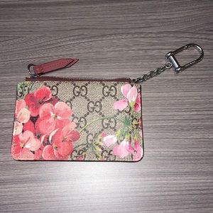 Authentic Gucci Bloom Floral Key Pouch in pink